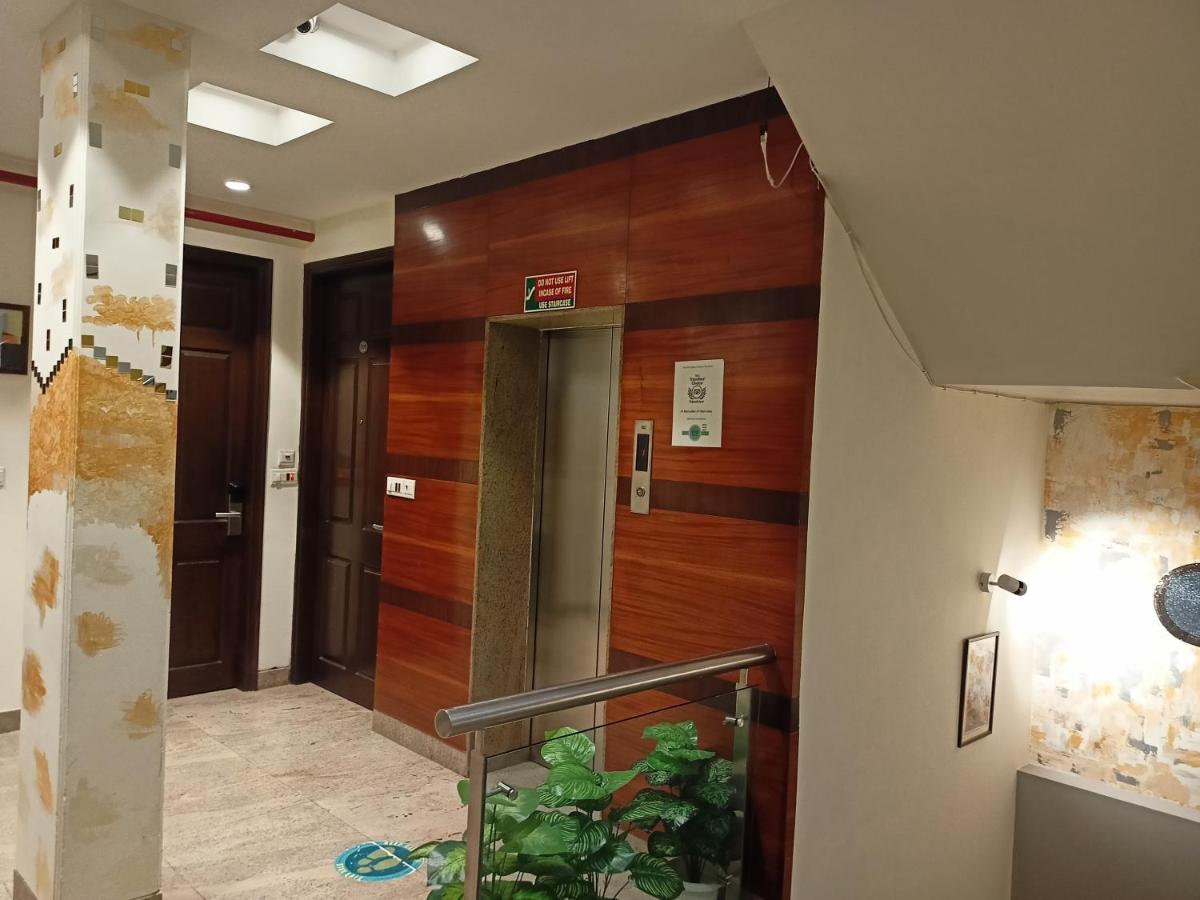 舒适大酒店 新德里 外观 照片