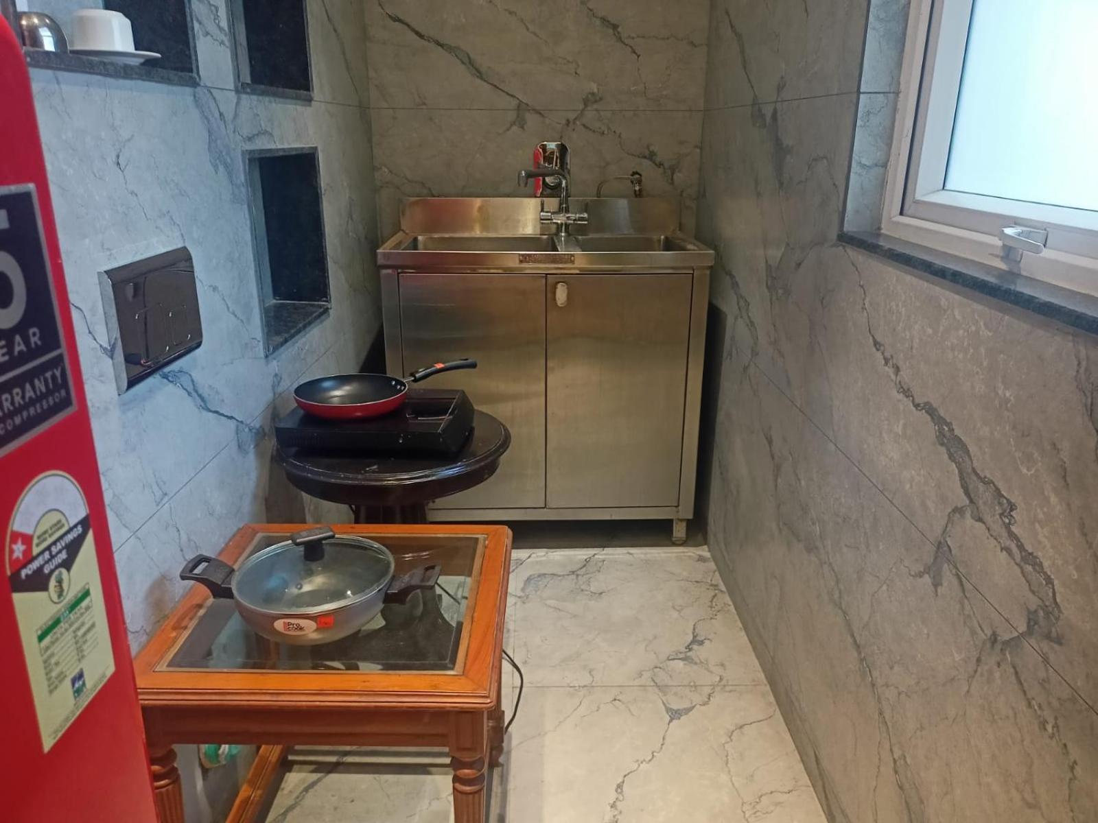 舒适大酒店 新德里 外观 照片